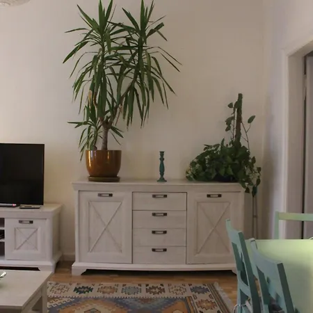 Gemuetliche In Lejlighed *